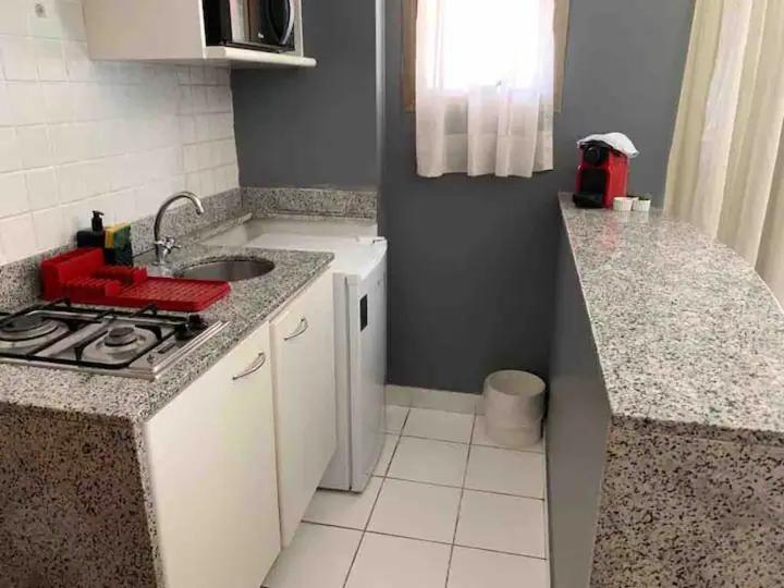 Copacabana - Flat Com Servico E Garagem Río de Janeiro